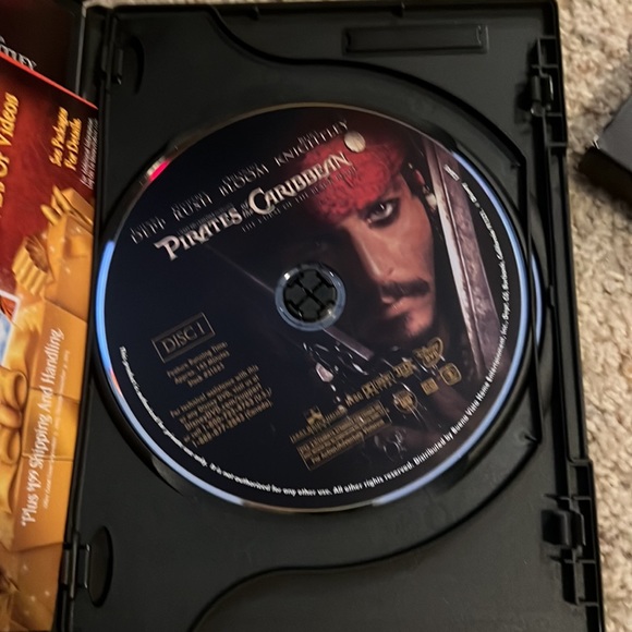 Pirates of the Caribbean Collector’s Edition - Picture 3 of 4